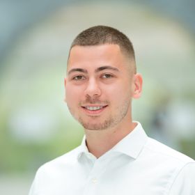 Deniz Güray